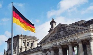 آلمان ادعای مذاکرات پنهانی با ایران برای واردات انرژی را تکذیب کرد    