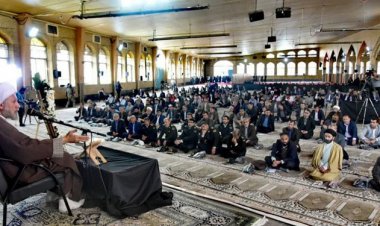 آیت الله دژکام: جوانان بسیاری مثل طلبه شهید شیراز، تا لحظه شهادت پای انقلاب ایستاده اند