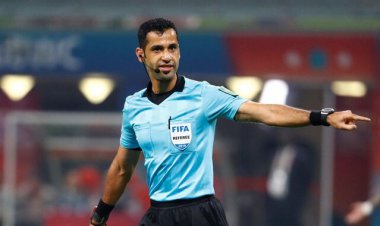 داور قطری دیدار آمریکا و ولز را سوت میزند