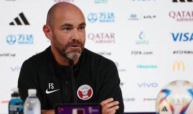 واکنش سرمربی قطر به شکست در بازی افتتاحیه