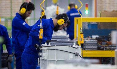 راه اندازی مجدد ۲۲۰ کارخانه در استان فارس