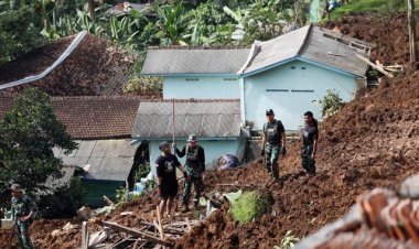 تلفات زلزله اندونزی به ۲۶۸ تن رسید/ بسیاری از قربانیان دانش‌آموز هستند   