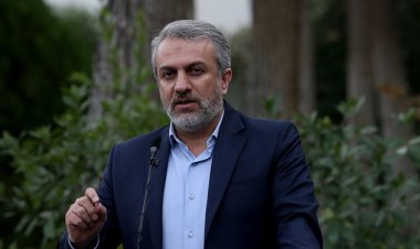 وزیر صنعت: یک میلیارد یورو برای واردات خودرو پیش‌بینی شده است