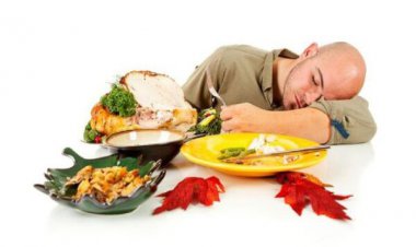 ۴ خوراکی‌ که به داشتن خواب بهتر کمک می‌کند