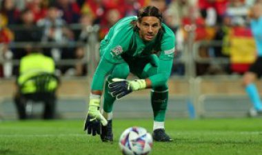 بهترین موقعیت کامرون در نیمه اول از زوایه تماشاگران+ ترکیب دوتیم