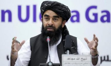 واکنش سخنگوی طالبان به انتقادها از شلاق زدن زنان در ملا عام