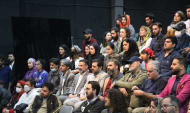 مدیرکل ارشاد فارس: استعدادهای استان به مدد جشنواره تئاتر شکوفا می‌شود