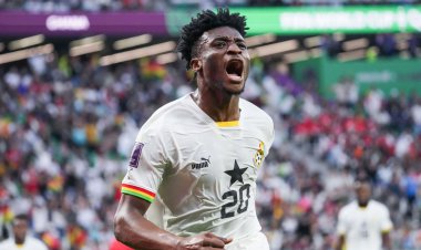 ستاره آژاکس بهترین بازیکن دیدار غنا و کره