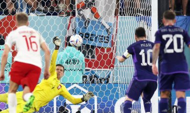 تساوی بدون گل آرژانتین و لهستان در نیمه نخست