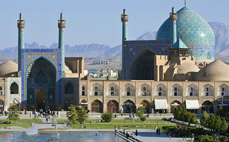 مسجد «امام اصفهان» از فهرست یونسکو خارج می‌شود؟
