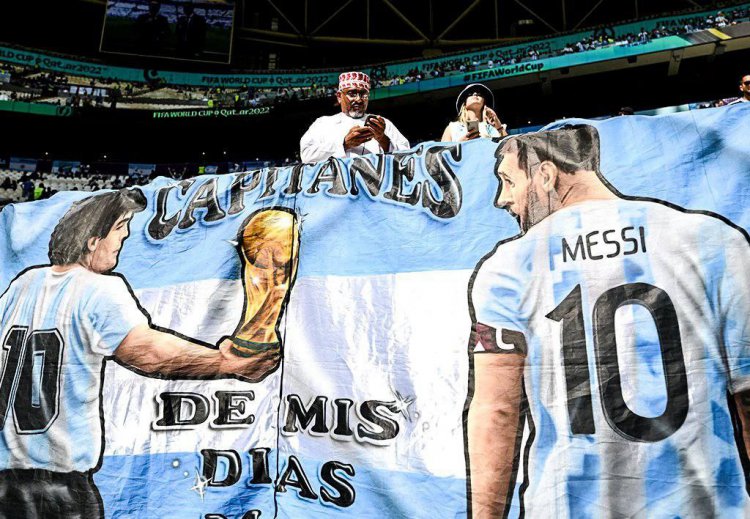 بنرهای جالب هواداران آرژانتین در استادیوم