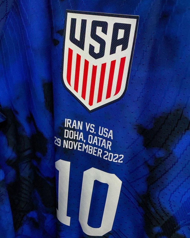 رونمایی از لباس آمریکا برای بازی امشب مقابل ایران