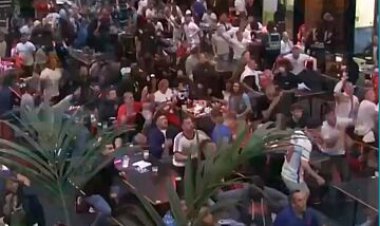 ببینید| خوشحالی جالب مردم انگلیس از صعود و تقابل با فرانسه