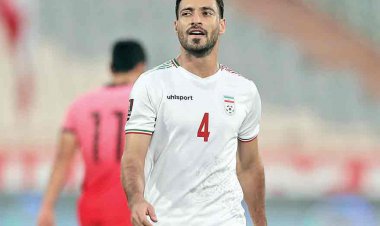 واکنش تند شجاع خلیل زاده به نیمکتنشینی