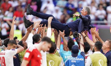 به تیم ملی فوتبال برای حذف شدن پاداش دادند!