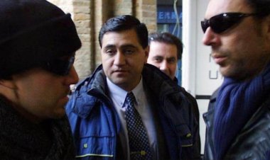 حمل هروئین، زندان و ۲ طلاق برای بدترین داور تاریخ!