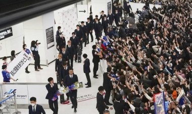 عکس| استقبال دیدنی ژاپنی‌ها از تیم ملی