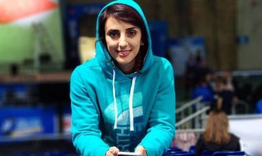 الناز رکابی در راه سفر به انگلیس