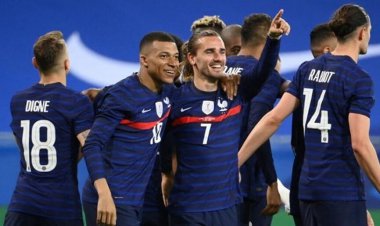 یک تیم میتواند دو قاره را قهرمان جام جهانی کند!