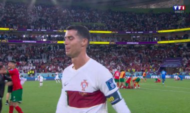 اشکهای کریس رونالدو پس از حذف پرتغال