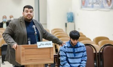 نیمه شب، حکم اعدام «ماهان صدرات» متوقف شد