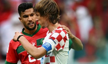 برای پنجمین بار دو تیم از یک گروه به نیمهنهایی جام جهانی صعود کردند