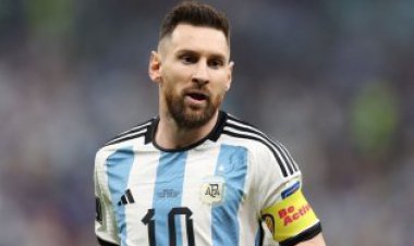 گل اول آرژانتین به کرواسی توسط مسی (پنالتی)