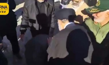 ببینید | اشک‌های پیرمرد مرزنشین در خیر مقدم‌گویی به رئیس‌جمهور