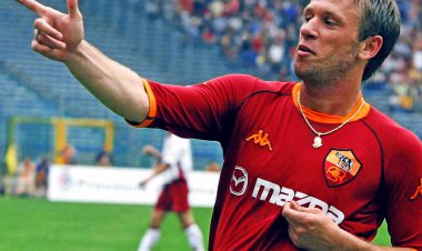 کاسانو: اگر آرژانتین قهرمان شود، داخل استخر میپرم!