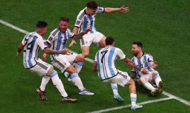 شادی بعد از گل مسی