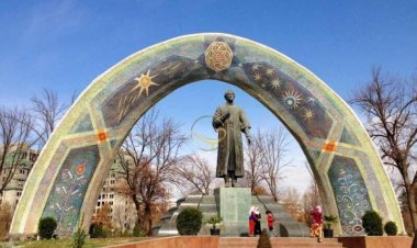 پدر شعر پارسی