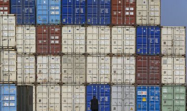 صادرات از بندر کنگان به مقصد قطر از سرگرفته شد