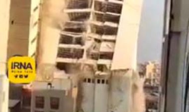 ببینید | لحظه تخریب نهایی ساختمان متروپل آبادان