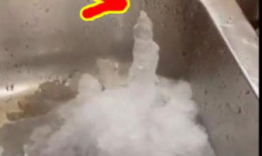 تماشاکنید|  یخ زدن آب شیر آشپزخانه!