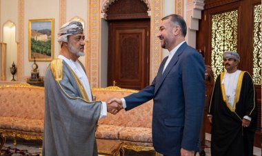 چرا وزیر خارجه  به عمان سفر کرد؟