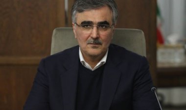 «فرزین» رئیس کل بانک مرکزی شد