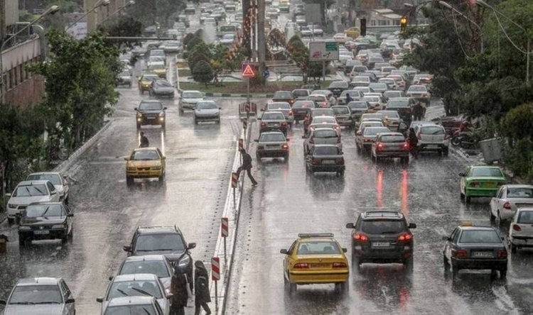 باران پایتخت را قفل کرد