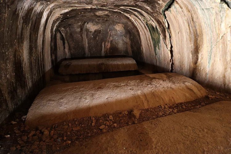 انتشار تصاویر قبر «خشایارشا» از داخل آرامگاه برای نخستین بار