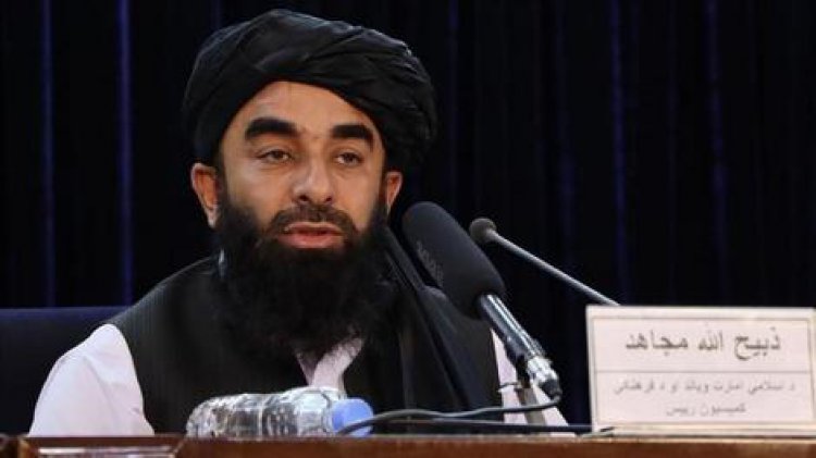 سخنگوی طالبان: فرمان ممنوعیت کار زنان برای «حفظ عزت و عفت» صادر شده و سازمان ملل استثنا نیست