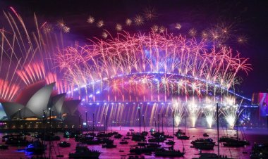 ببینید| جشن آغاز سال ۲۰۲۳ میلادی در سیدنی استرالیا