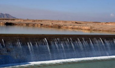 ۳۶ سازه آبخیزداری هرمزگان آبگیری شد