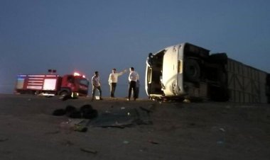 واژگونی اتوبوس؛ یک کشته 16 مصدوم