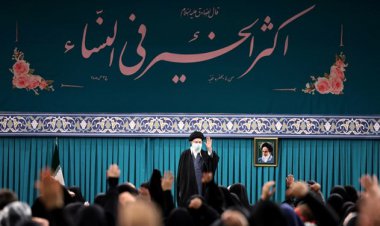 جمعی از بانوان منتخب کشور با رهبرمعظم انقلاب دیدار کردند