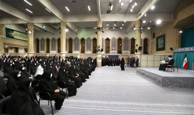 رهبر معظم: کسانی که حجاب ضعیف دارند هم دختران خود ما هستند