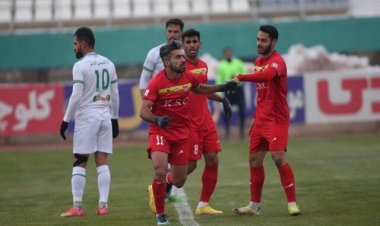 گل طلایی «نکو»  به  مهدی رحمتی
