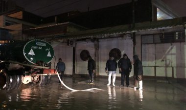 بارندگی در آبادان و خرمشهر موجب آبگرفتگی معابر شد