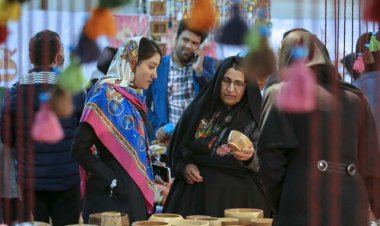 آغاز به کار نمایشگاه گردشگری پارس در شیراز