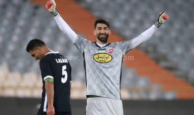 گلر ملی علیه بهترین گلر بیستم دی!