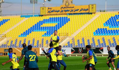 بهت بازیکنان النصر  از پرش وحشتناک رونالدو