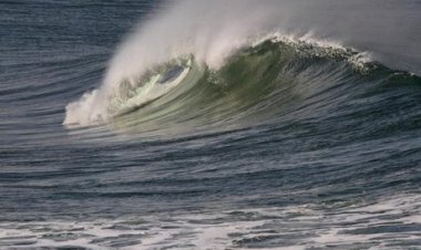 هشدار  نسبت به طوفانی شدن خلیج فارس و دریای عمان